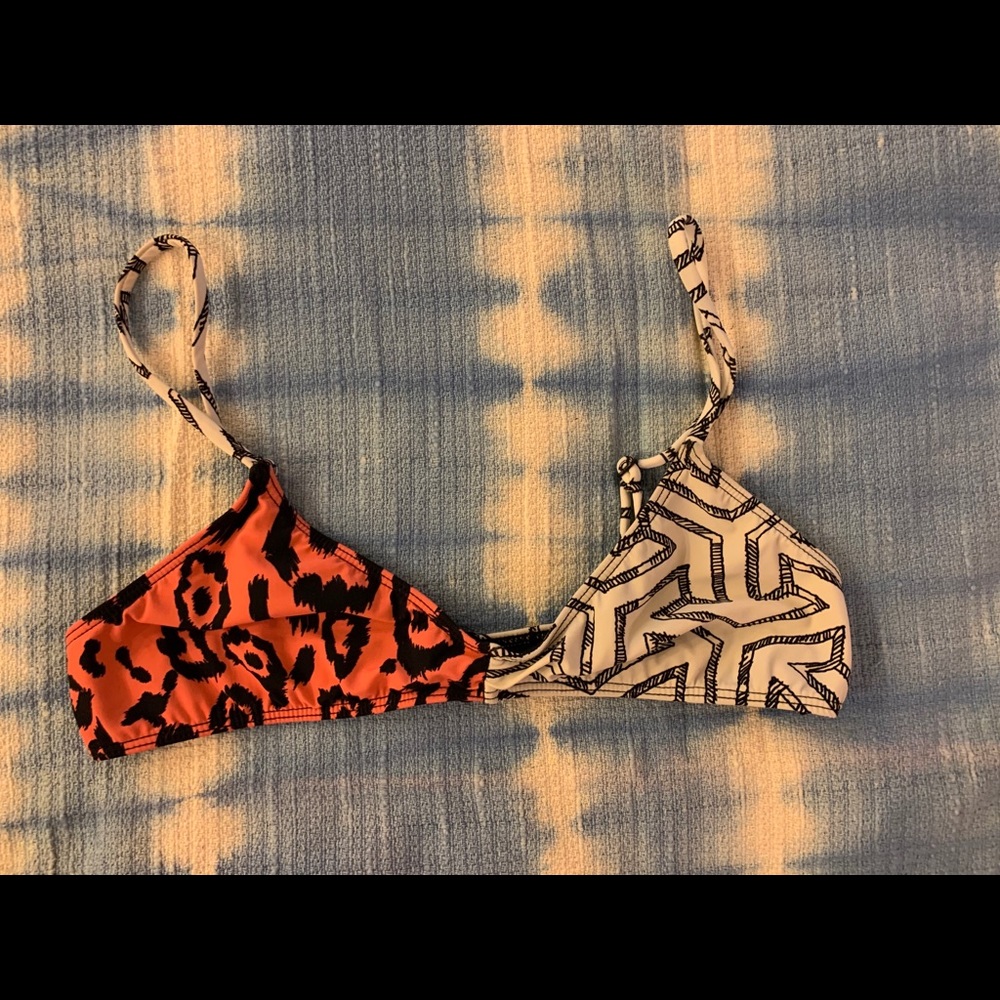 Tavik Swimwear Bikini Top